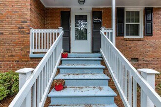 321 Angier Ave in Raleigh, NC - Building Photo - Building Photo