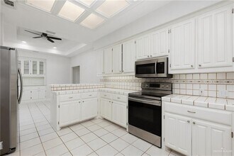 404 E Cardinal Ave in McAllen, TX - Building Photo - Building Photo