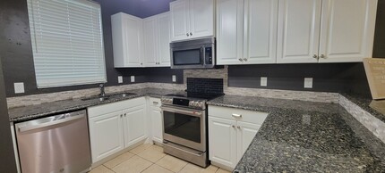 3970 SW 20th Ave in Gainesville, FL - Building Photo - Building Photo