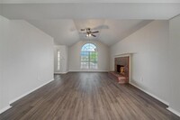 1818 Quail Ridge Dr in Garland, TX - Foto de edificio - Building Photo