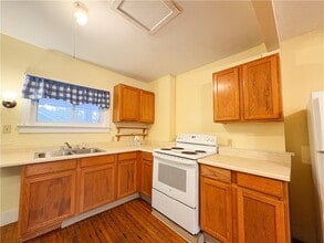 136 Main St in Unadilla, NY - Building Photo - Building Photo