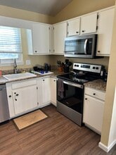 344 S Estes St, Unit C in Lakewood, CO - Building Photo - Building Photo