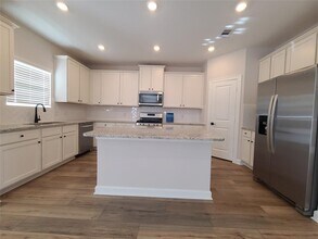 708 Fallen Hemlock Ct in Conroe, TX - Building Photo - Building Photo