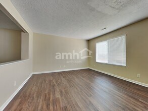 3162 Bridlerun Dr in Independence, KY - Building Photo - Building Photo