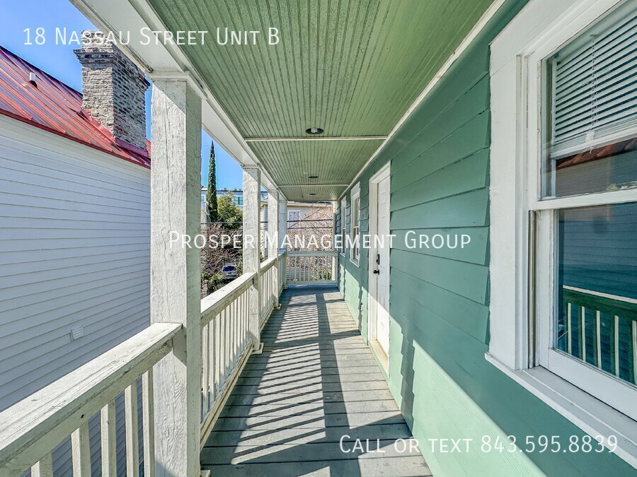 18 Nassau St in Charleston, SC - Building Photo