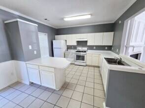 9165 Nesbit Ferry Rd in Alpharetta, GA - Building Photo - Building Photo