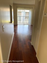 2529 N Alafaya Trail-Unit -Unit 56 in Orlando, FL - Building Photo - Building Photo