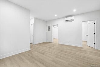 36 Dunwoodie St in Yonkers, NY - Building Photo - Building Photo