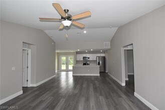 2140 Yalta Terrace in North Port, FL - Building Photo - Building Photo