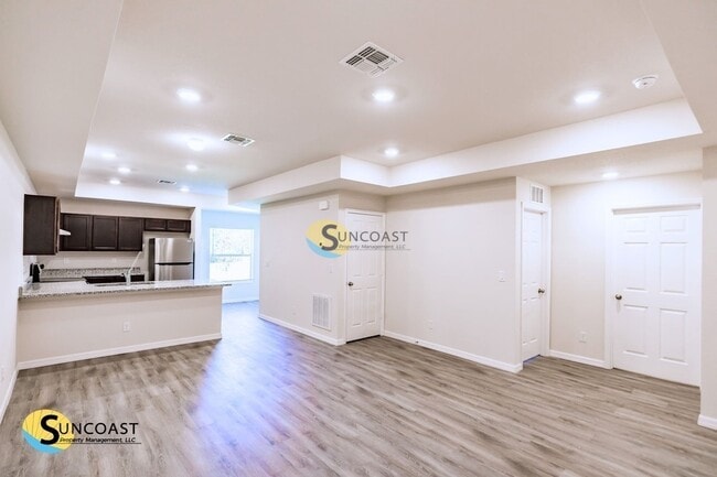 17172 Belmont Ave in Port Charlotte, FL - Building Photo - Building Photo