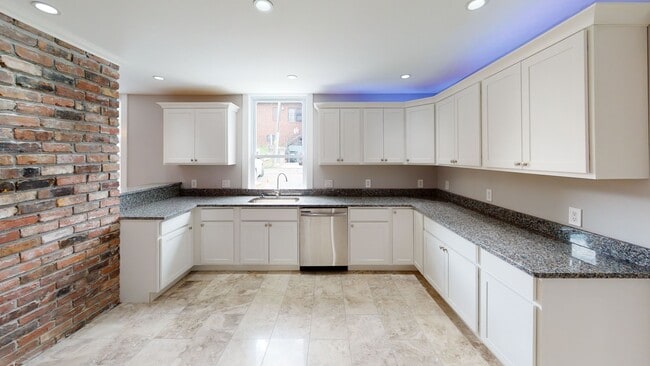 1702 Highland Ave in Knoxville, TN - Building Photo - Building Photo