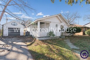 1647 Eleanor Ave in Toledo, OH - Building Photo