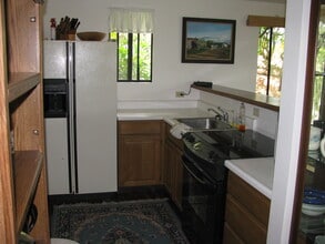 3258 Huelani Dr in Honolulu, HI - Building Photo - Building Photo