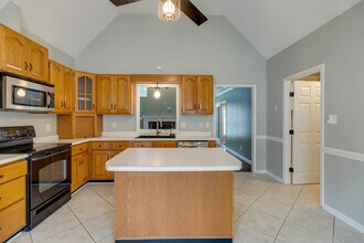 397 Greenwich Dr in Richmond Hill, GA - Building Photo - Building Photo