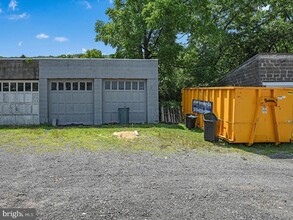 2135 W Norwegian St in Pottsville, PA - Building Photo - Building Photo