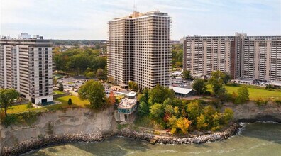 12700 Lake Ave, Unit 1308 in Lakewood, OH - Building Photo - Building Photo