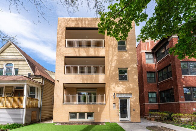 property at 5856 N Magnolia Ave