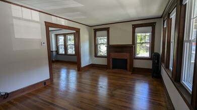 18 Appleton Pl in Arlington, MA - Building Photo - Building Photo