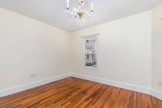 335 Salem St in Medford, MA - Building Photo - Building Photo