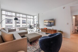 1400 Hudson St in Hoboken, NJ - Building Photo - Building Photo