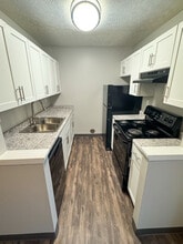 North River Place Apartments in Chillicothe, OH - Building Photo - Building Photo