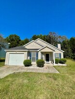 221 Whixley Ln in Columbia, SC - Building Photo
