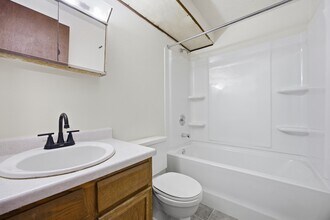 3223 2nd St N in Fargo, ND - Foto de edificio - Building Photo