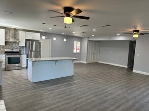 1468 Browning Ave in Clovis, CA - Building Photo - Building Photo
