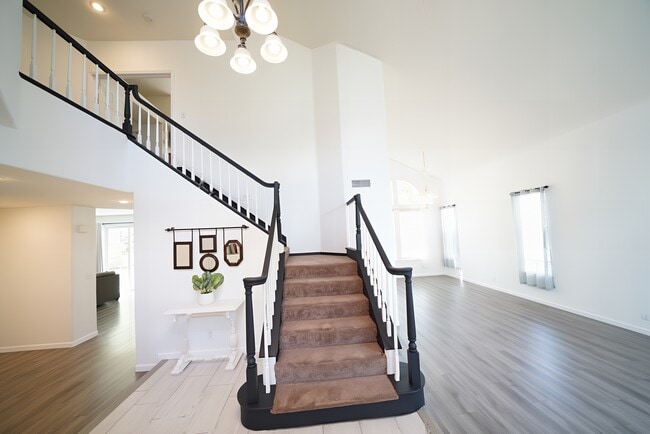 1820 Dawnridge Ct in Palmdale, CA - Building Photo - Building Photo