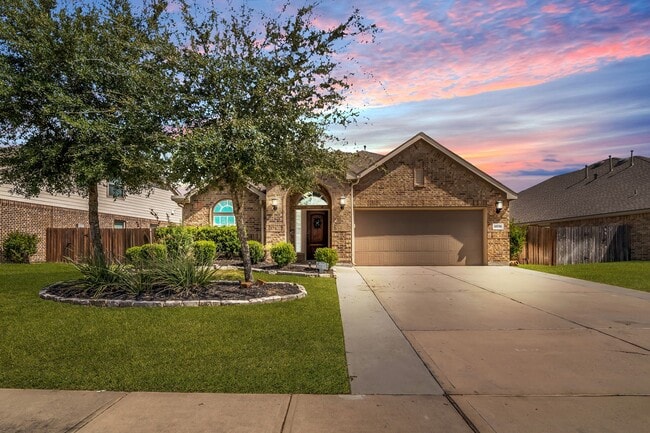 property at 18739 Laurel Hills Dr