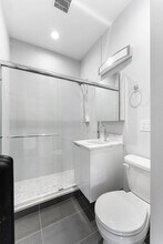 1538 W Jonquil Ter, Unit 1 in Chicago, IL - Building Photo - Building Photo