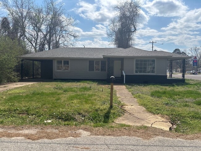 property at 1108 Warren St