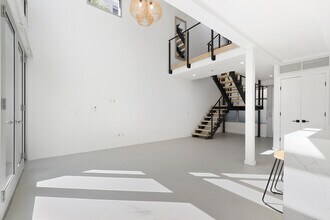 4111 W Sunset Blvd in Los Angeles, CA - Building Photo - Building Photo