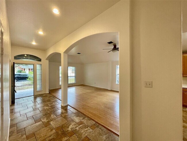 2204 Zoa Dr in Cedar Park, TX - Building Photo - Building Photo