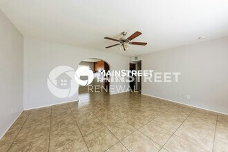 3807 W Solar Dr in Phoenix, AZ - Building Photo - Building Photo