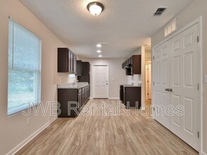 2214 Spires Ave in Jacksonville, FL - Building Photo - Building Photo