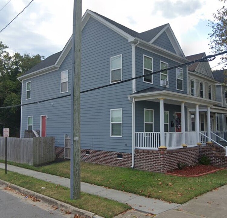 1901 High St in Portsmouth, VA - Building Photo