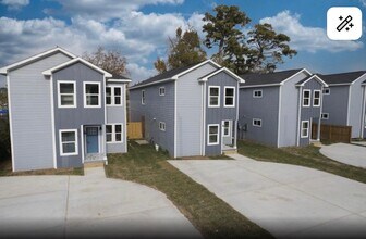 8713 Westcott Rd in Houston, TX - Building Photo - Building Photo