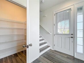 10001 Eagle Rock Aly in Orlando, FL - Building Photo - Building Photo