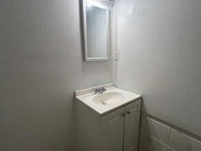 3702 Avenue R in Lubbock, TX - Building Photo - Building Photo