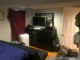 103 Gordon St in Boston, MA - Building Photo