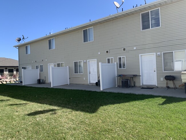 452 W 400 N in Tremonton, UT - Foto de edificio - Building Photo