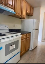 1015 Whalley Ave in New Haven, CT - Building Photo - Building Photo