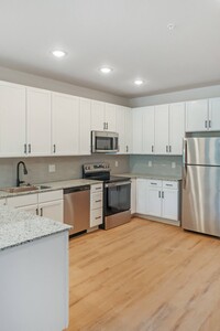 Altura Apartments in Cincinnati, OH - Building Photo - Building Photo