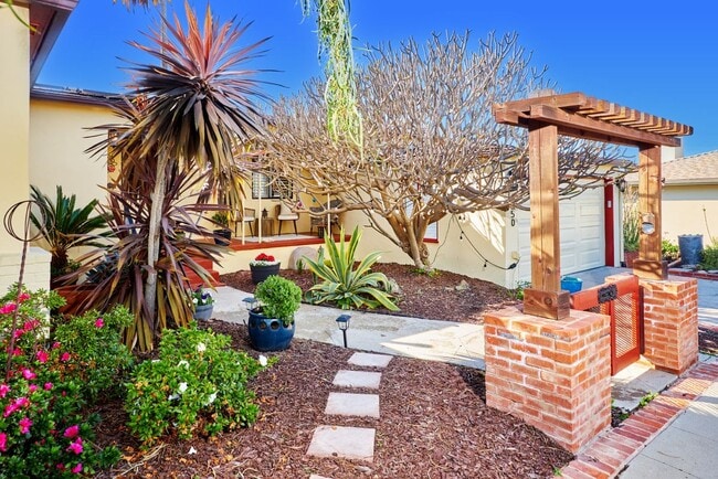 property at 4350 Summit Dr