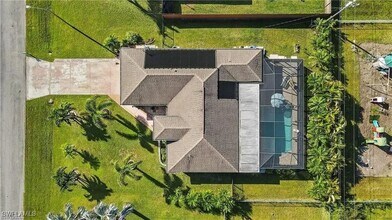 1114 NE 3rd Ave in Cape Coral, FL - Building Photo - Building Photo