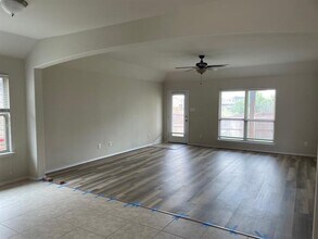 4733 Lazy Oaks St in Fort Worth, TX - Building Photo - Building Photo
