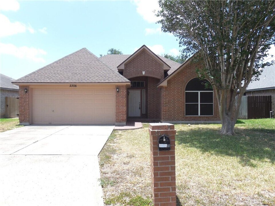 2306 E 23rd St in Mission, TX - Building Photo