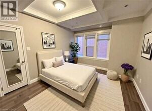 71 Barnesdale Blvd in Hamilton, ON - Building Photo - Building Photo