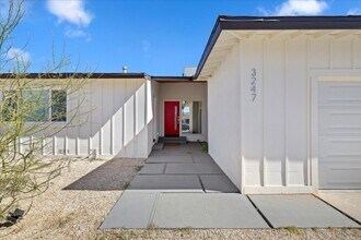 3247 W Nicolet St in Banning, CA - Building Photo - Building Photo
